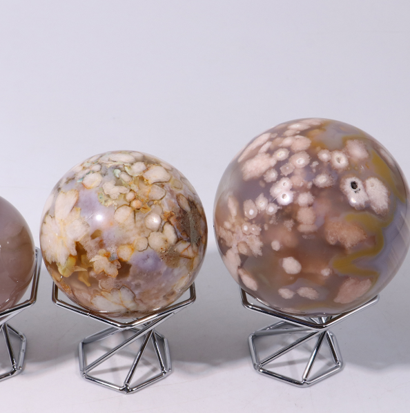 Sphère d'agate fleur de cerisier