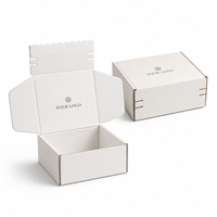 Boîte d'expédition en carton ondulé recyclable, conforme à la norme EU PPWR, emballage en papier durable avec une faible teneur en plastique pour l'expédition e-commerce