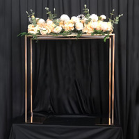 Support floral géométrique moderne en fer électroplaqué, cadre carré détachable, pour décoration de table principale de mariage, alimentation électrique