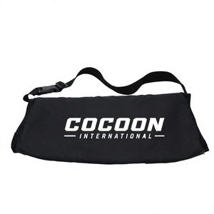 Bolsa Calentadora de Manos para Rugby Negra de Alta Calidad Personalizada, Funda Protectora para Entrenamiento de Fútbol al Aire Libre en Invierno - Product Image 1