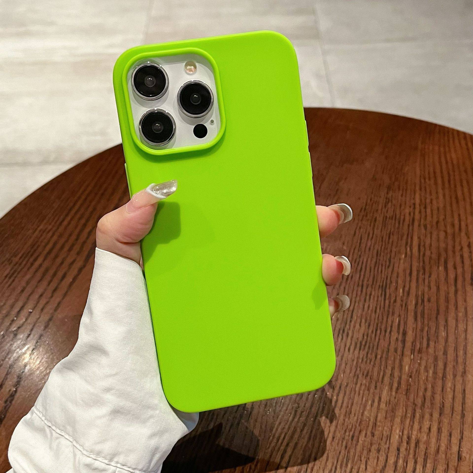 สีเขียว