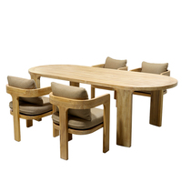 Ensemble de table et de chaises de salle à manger en bois massif moderne pour l'extérieur, avec finition en teck durable, imperméable et résistante aux UV, pour hôtels et villas