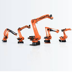 Bras robotique à 6 axes KR 700 PA, robot palettiseur avec pince pour un service d'emballage et de manutention efficace - Product Image 1