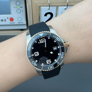 Men's Luxury Dive Watch: Sporty-Style Waterproof Mechanical Watch with Sapphire Crystal — High-<b>End</b> Men's Watch - Product Image 2