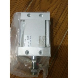 Válvula Proporcional Smc ITV0011 2BS 3BL, Válvula de Control Industrial para Sistemas de Automatización - Product Image 1