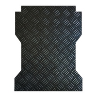 Tapis universel 60 "X 19.5" pour camionnettes utilitaires très épais en caoutchouc avec garniture pour s'adapter à la conception.