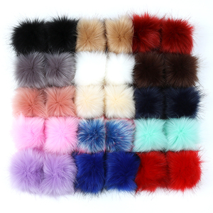 Pompon en <span class=keywords><strong>fourrure</strong></span> coloré personnalisé de grande taille pompons en <span class=keywords><strong>fourrure</strong></span> avec bouton pression pompon en <span class=keywords><strong>fausse</strong></span> <span class=keywords><strong>fourrure</strong></span> de renard prix bon marché - Product Image 1