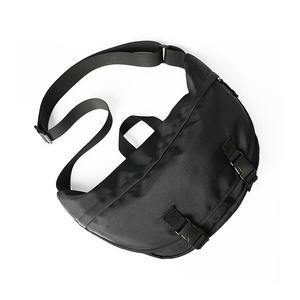 Bolso Bandolera de Nailon Negro de Alta Calidad, Bolso Mensajero Personalizado para Hombre - Product Image 1
