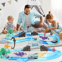 Samtoycn 183 pièces Ensemble de jeu éducatif STEM sur le thème de l'océan Piste de course flexible Jouet électrique pour enfants Piste de course de requin Voiture pour cadeau