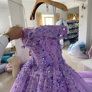 Robe de soirée longue en organza violet, style robe de bal, avec traîne chapelle, broderies florales appliquées, perles et dentelle de cristal Lsany24 - Product Image 5