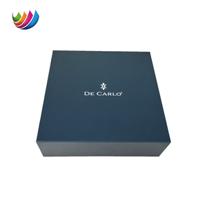 Weiyi Étui en papier rigide laminé mat de luxe imprimé sur mesure et boîte à bijoux emballage pour bracelets et bagues - Product Image 4