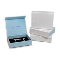 Boîte à bijoux à fermeture magnétique personnalisée avec logo, style livre, doublure en velours floqué, boîte cadeau pour collier, montre, lunettes