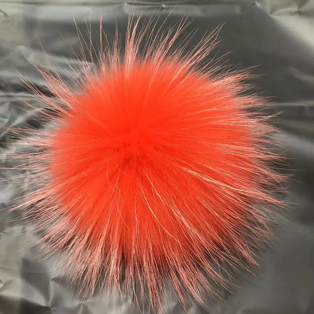 प्राकृतिक एक प्रकार का जानवर फर Pompom 15 cm असली तस्वीर के साथ एक प्रकार का जानवर फर गेंद शराबी पोम पोम गेंद