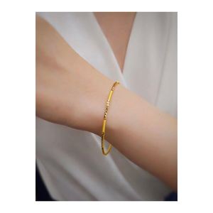 Pulsera Fina con Dije en Forma de Pluma de 22 Quilates y 10g, Diseño Ajda, Lisa - Product Image 2