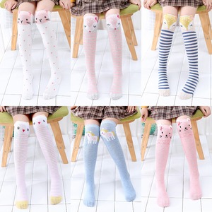 Quentin Logo personnalisé <span class=keywords><strong>Chaussettes</strong></span> hautes pour filles avec motif animal <span class=keywords><strong>renard</strong></span> et chat Vente en gros de <span class=keywords><strong>chaussettes</strong></span> personnalisées au genou pour chevaux - Product Image 2