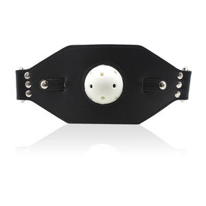 Schwarzes Leder <span class=keywords><strong>Pin</strong></span> Schnalle Sexspielzeug Paar Flirten Hohl mund Bälle Sabbern Mund knebel Spiked <span class=keywords><strong>Mask</strong></span> Oral Bondage Toys - Product Image 4