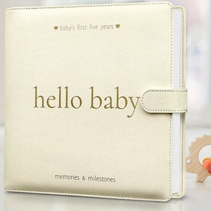 Género Neutral Tamaño A5 Diario de recuerdo Álbum de fotos de tela duradera 'Hello Baby' Letras doradas Papel de diseño de corazón <span class=keywords><strong>para</strong></span> recién nacidos - Product Image 3