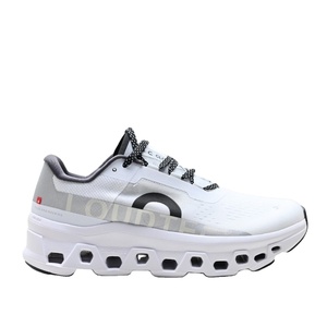 Chaussures de course personnalisées à amorti et rehaussement de la taille, respirantes en maille, semelle évidée, antidérapantes, <span class=keywords><strong>baskets</strong></span> de sport décontractées pour hommes et femmes - Product Image 1