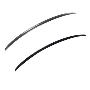 สปอยเลอร์หลังทรง Ducktail สำหรับ Audi A4 S4 B8 ปี 2009-2016 สีดำ Piano Black ลายคาร์บอนไฟเบอร์ วัสดุ ABS - Product Image 2