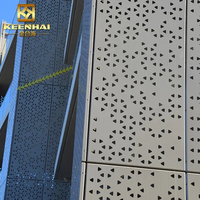 Façades de panneaux perforés en aluminium sur mesure de haute qualité Design moderne pour la décoration extérieure d'hôtel pour les murs rideaux