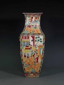 Jarrones <span class=keywords><strong>de</strong></span> Porcelana Antiguos <span class=keywords><strong>de</strong></span> la Dinastía Qing con Medallón <span class=keywords><strong>de</strong></span> <span class=keywords><strong>Rosas</strong></span> Chinas, un Par <span class=keywords><strong>de</strong></span> Jarrones Grandes <span class=keywords><strong>de</strong></span> Porcelana Guangcai del Siglo XIX - Product Image 2