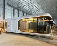 Capsule mobile intégrée entièrement meublée, vue panoramique intelligente, idéale pour les séjours en gîte ou camping dans les zones touristiques