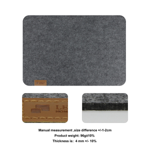 Ensemble de 4 sets de table modernes en feutre polyester gris foncé Ulike, 44x32cm, durables, personnalisables par sublimation, pour promotion - Product Image 4