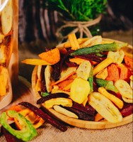 Gemengde gedroogde fruit- en groentechips, natuurlijke zoete smaak, voedzaam, laag in vet, van Vietnamese leveranciers