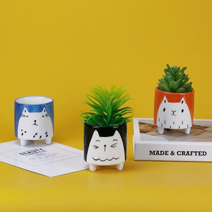 Manufacturers Hot Selling Black Underglaze Color Cat's Eye <strong>Triangle</strong> Flower Pot Simple Modern Style Flower Planting Pot
