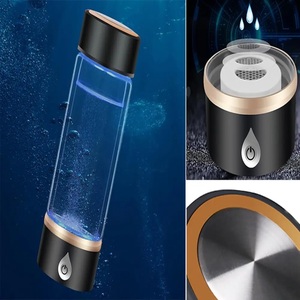 Ionizador <span class=keywords><strong>de</strong></span> agua transparente Taza <span class=keywords><strong>de</strong></span> agua rica en hidrógeno portátil Generador <span class=keywords><strong>de</strong></span> botella <span class=keywords><strong>de</strong></span> agua <span class=keywords><strong>de</strong></span> hidrógeno con electrólisis rápida para la salud - Product Image 5