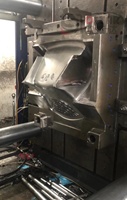 Table de chaise en plastique à servomoteur 950 tonnes 1150 tonnes 1300 tonnes Machine de moulage par injection