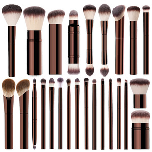 Set de Brochas de Maquillaje para Polvo, Base, Sombra de Ojos, Colorete, Corrector y Labios, de Fibra Sintética y Pelo Animal, con Mango de Aluminio y Forma Redonda - Product Image 5