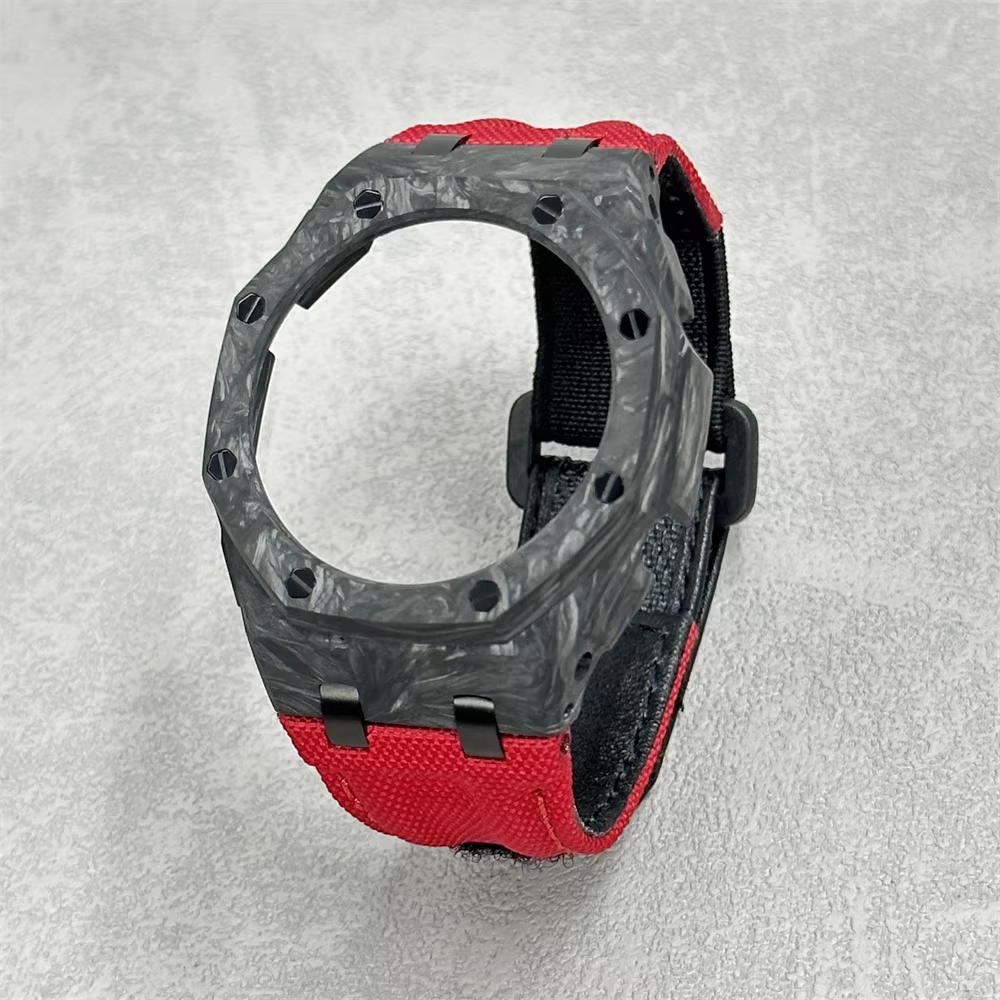 Boîtier en fibre de carbone + Bracelet rouge