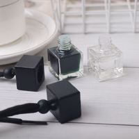 Diffuseur de parfum liquide pour voiture en verre suspendu avec logo personnalisé, mini désodorisant en bois pour aromathérapie aux huiles essentielles
