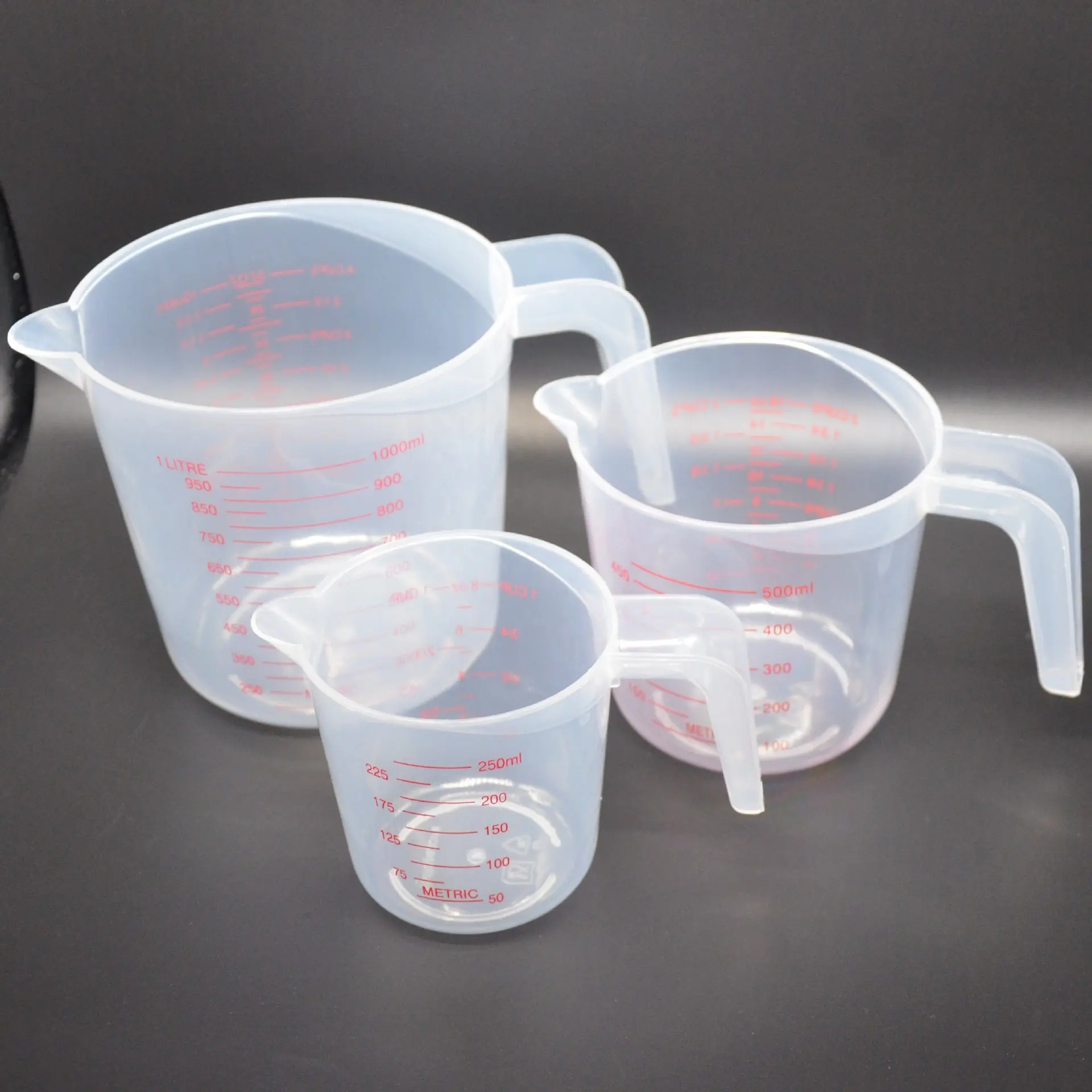 Factory Wholesale Plastic Kitchen Measuring Jug Cup With Handle