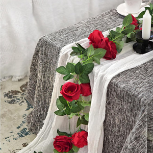 Guirlande de roses artificielles rouges en soie pour décoration de mariage, arche, jardin et fond de scène - Product Image 4