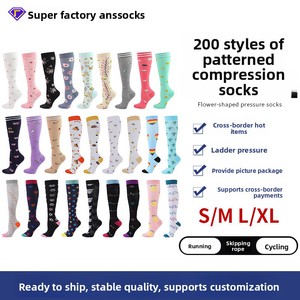 Más de 200 Estilos de Calcetines de Compresión Deportivos para Hombre y Mujer - Modelo LS314 para Correr, Saltar y Más - Product Image 6