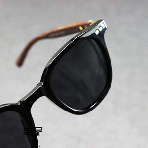 Nouvelles Lunettes de Soleil Rétro Effet Bois 2024 – Protection Solaire Tendance pour Homme – Modèle Luxe Unique - Product Image 5