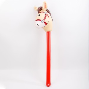 <span class=keywords><strong>Ballon</strong></span> gonflable en forme de tête de <span class=keywords><strong>cheval</strong></span> rose en forme de tête de <span class=keywords><strong>cheval</strong></span> sur un bâton en plein air - Product Image 3
