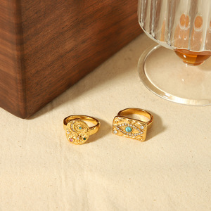 Bague tendance en acier inoxydable plaqué or 18 carats, motif œil porte-bonheur, forme géométrique, bijou unisexe, cadeau - Product Image 1