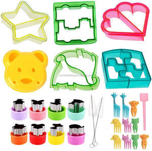 Sandwich Pain Cutters Set pour Enfants Bento Lunch Box Moule Fournitures Légumes Fruits Croûte Animaux Formes Cookie Cutters - Product Image 6