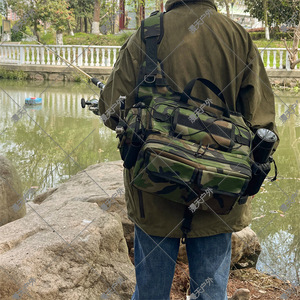 Bolsa de pesca, bolso de hombro táctico de camuflaje, tela Oxford multiusos, 31,6x18,3x36,3 cm, para pesca en el mar, para hombre - Product Image 1