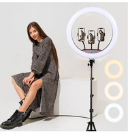 Anneau lumineux LED circulaire de 22 pouces (56 cm) avec trépied réglable pour selfie et photographie