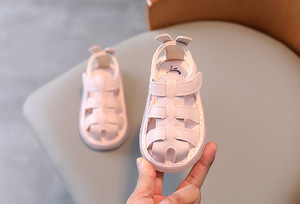 Sandales fermées pour bébé, style coréen, couleur unie, lumineuses, pour l'été et la plage, semelle souple, premières sandales de marche pour filles - Product Image 6