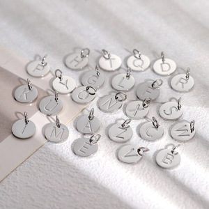 OEM 18k altın kaplama paslanmaz çelik kolye kolye DIY mektup aksesuarları takı toptan Charms Unisex parti hediye - Product Image 4