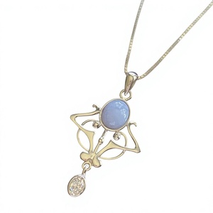 Pendentif élégant en argent sterling 925 plaqué or avec agate bleue naturelle d'Ellensburg pour femme - Product Image 1