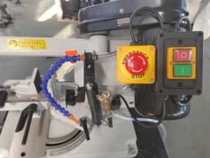 MBS150 Powerf Scie à ruban automatique à moteur électrique hydraulique pour couper les tôles avec roues mobiles - Product Image 3