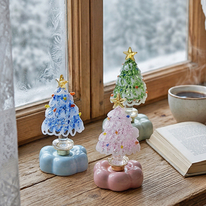 Éclairage artisanal en verre de Murano, mini sapin de Noël rotatif de 6,5 cm, idéal pour la <span class=keywords><strong>d</strong></span>écoration de Noël <span class=keywords><strong>et</strong></span> <span class=keywords><strong>d</strong></span>'Halloween à la maison, au bureau ou sur le bureau. - Product Image 4