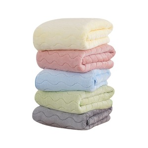 Juego de Toallas de Felpa Coral, Color Sólido, Rectangulares, Suaves y Absorbentes, para Uso Doméstico - Product Image 4