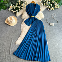 Ensemble élégant haut de gamme pour femmes en deux pièces, ensemble jupe et cardigan plissé, style automne pour femmes, robe longue en deux pièces